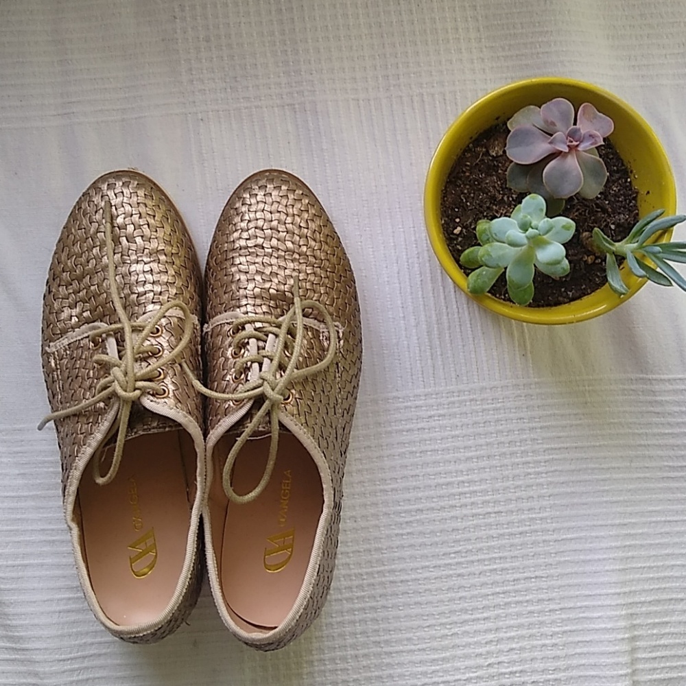 Gold woven oxfords
